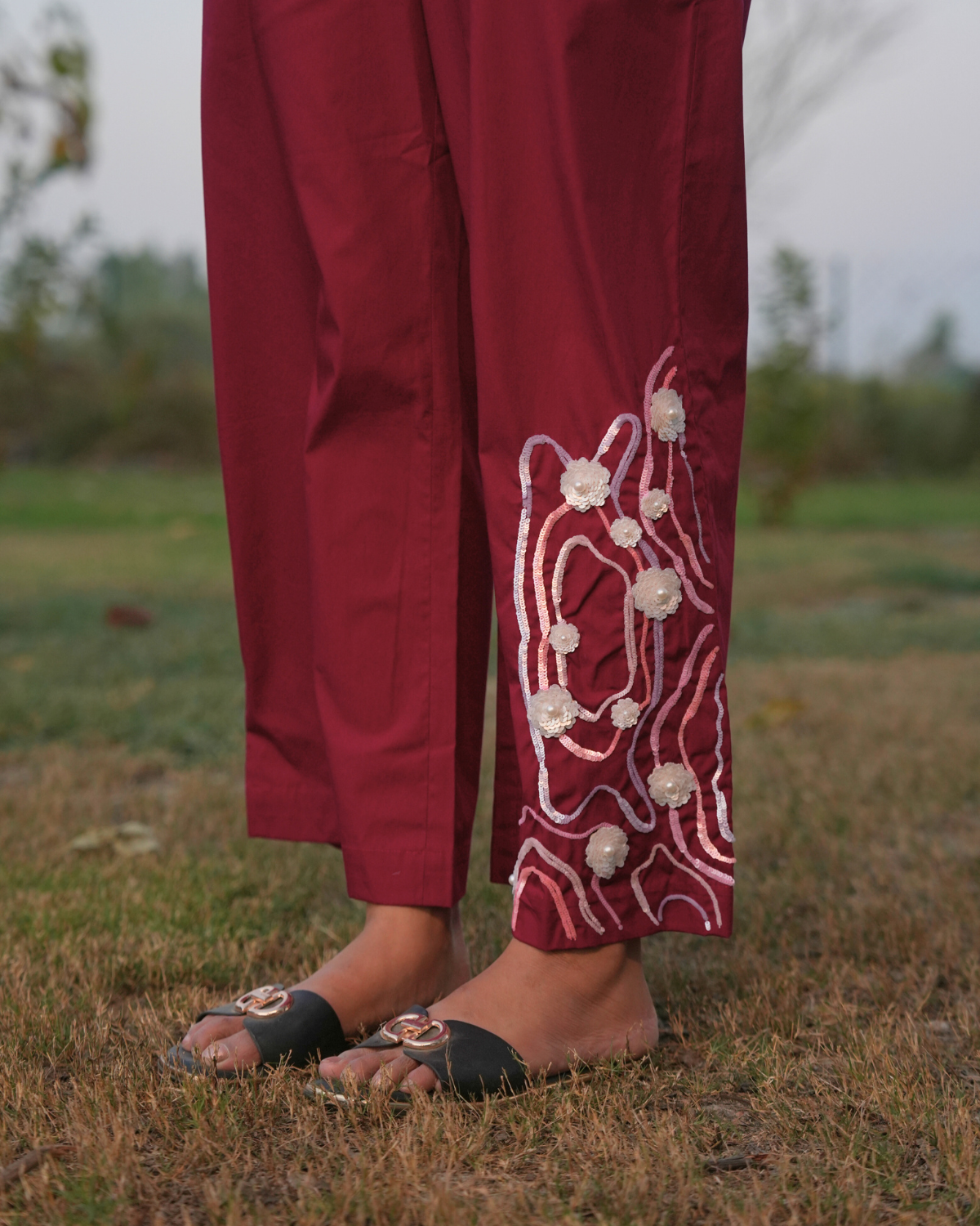 Aashi Hand-Embroidered Pant