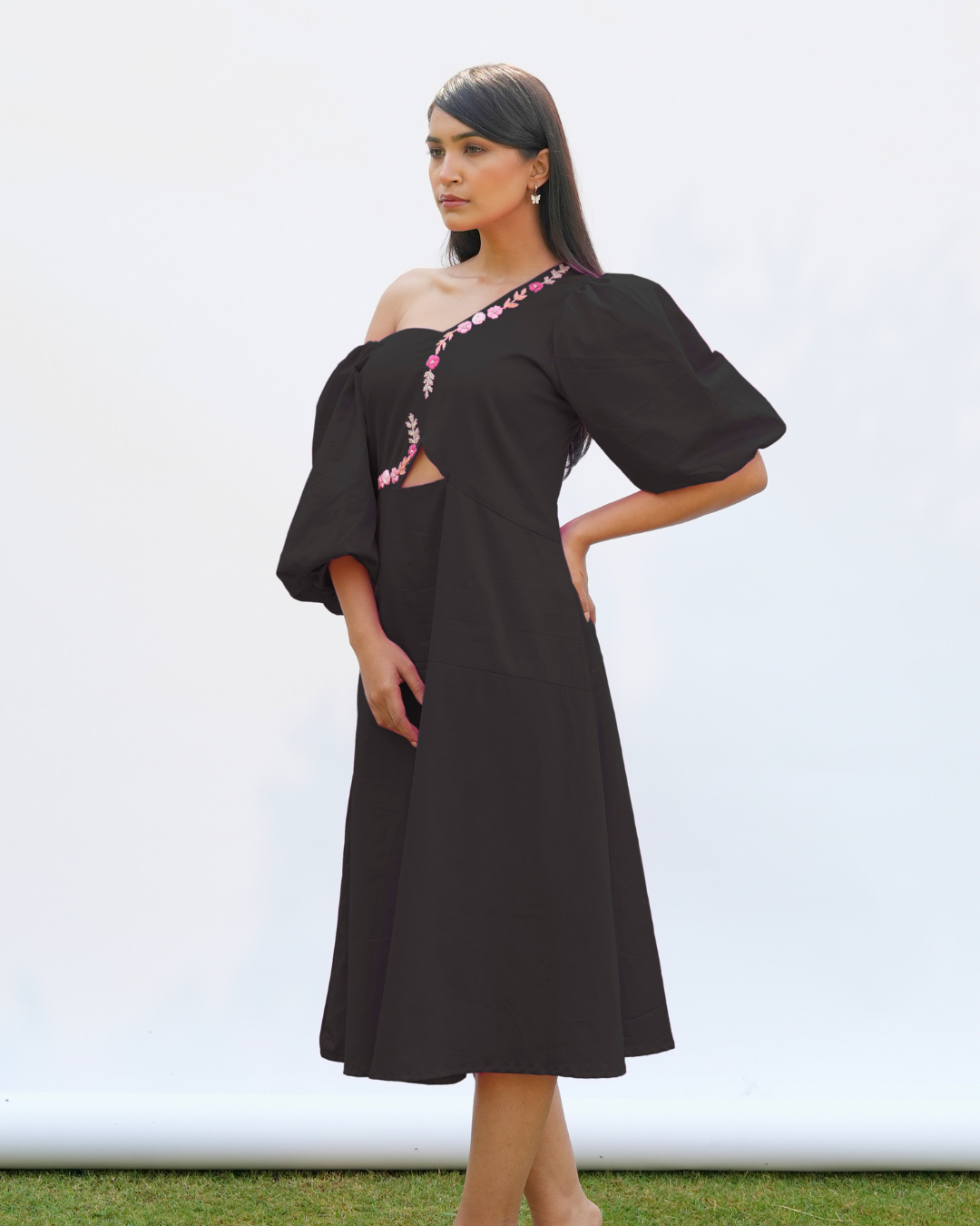 Noha Hand-Embroidered Midi Dress