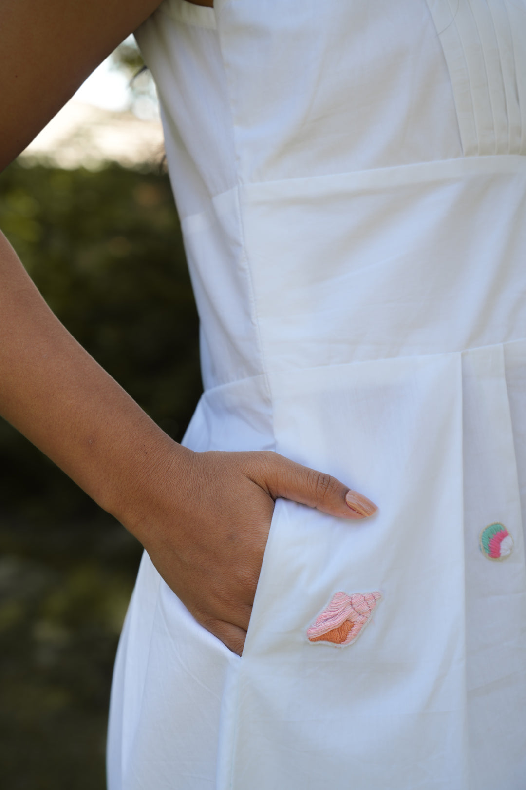 Rreet Hand-Embroidered Midi Dress